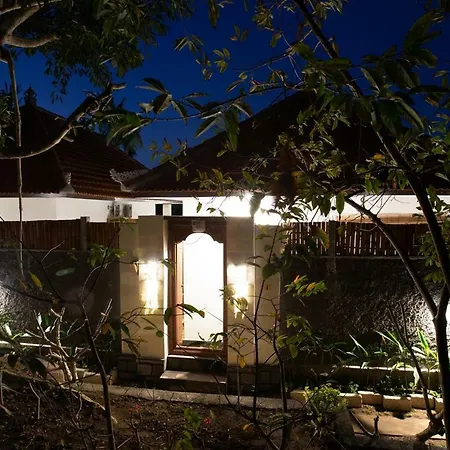 Ambengan Private Villas Toyapakeh Exterior photo
